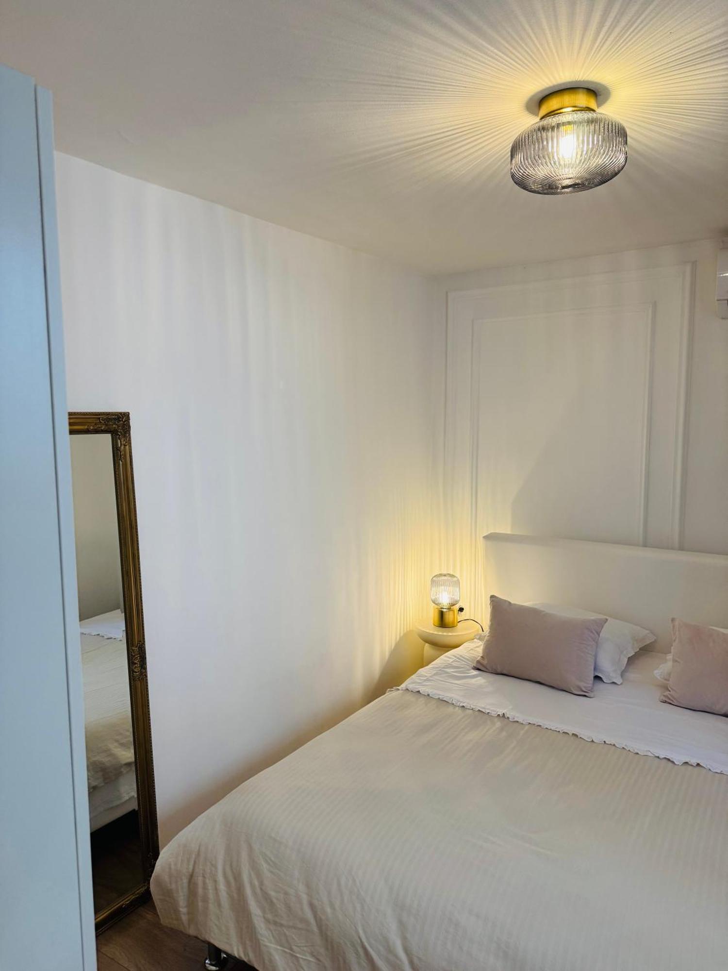 Apartment Stari Dvor Kaštela Exteriör bild