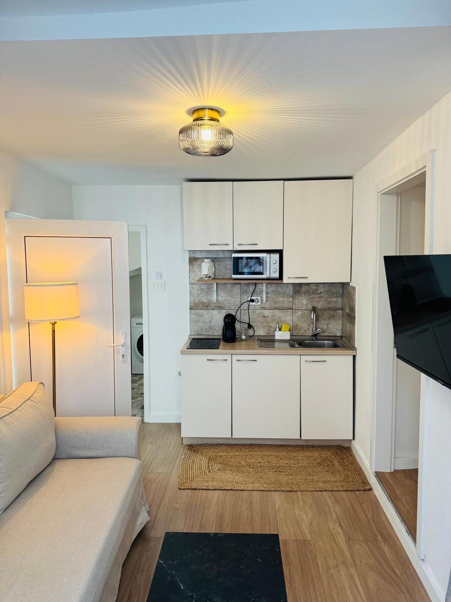 Apartment Stari Dvor Kaštela Exteriör bild