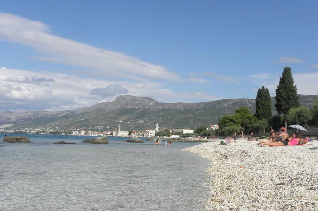 Apartment Stari Dvor Kaštela Exteriör bild